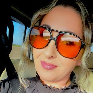 The seller! My babies & I